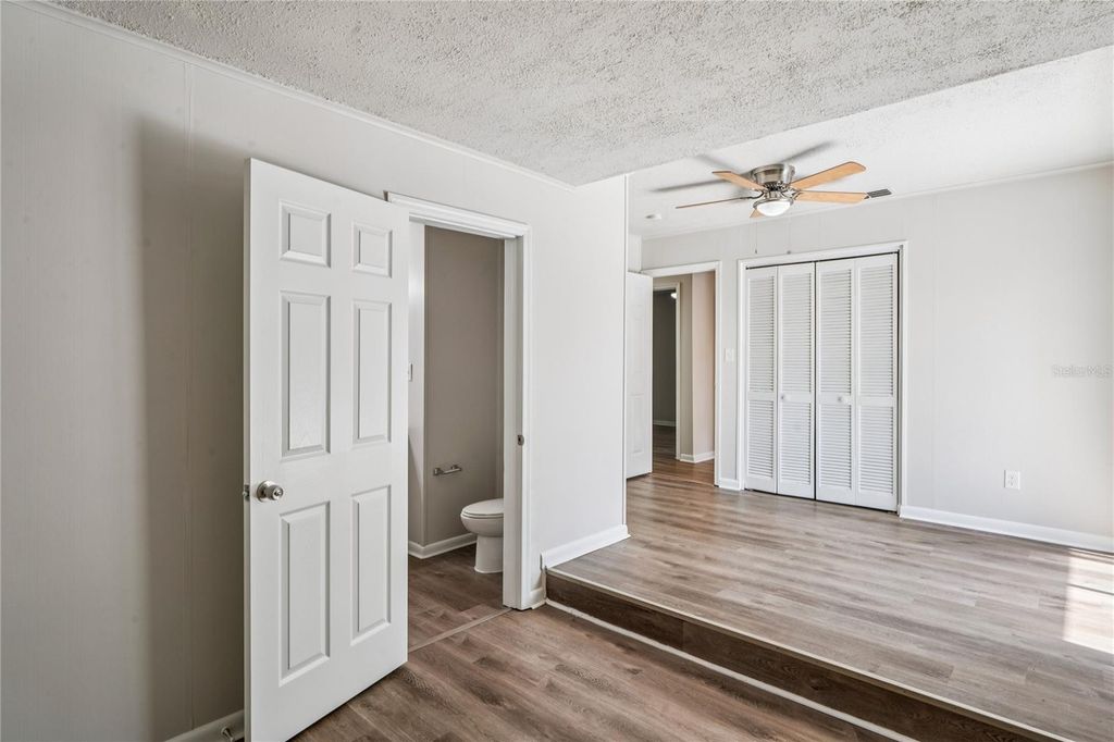 Image 13 of property listing at 7025 PONDEROSA DRIVE, Tampa, FL 33637