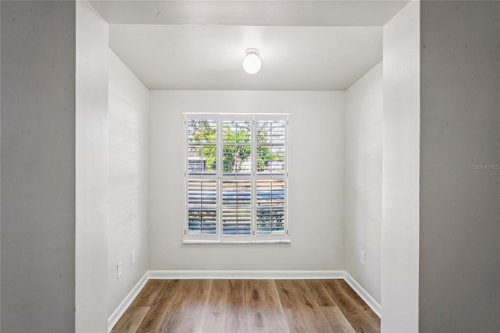 Image 6 of property listing at 7025 PONDEROSA DRIVE, Tampa, FL 33637