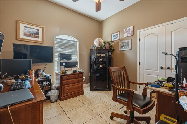 408 Pinehurst, Portland, TX 78374