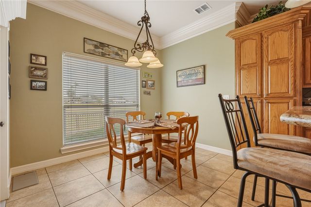 408 Pinehurst, Portland, TX 78374