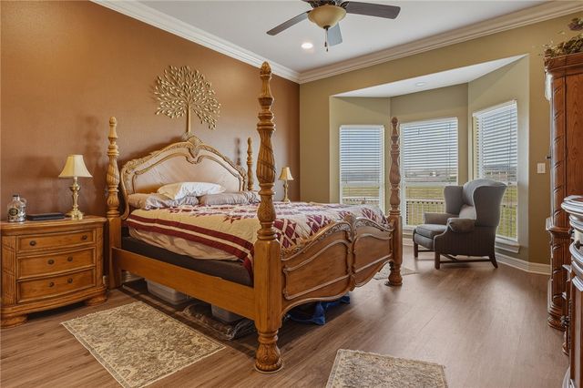 408 Pinehurst, Portland, TX 78374