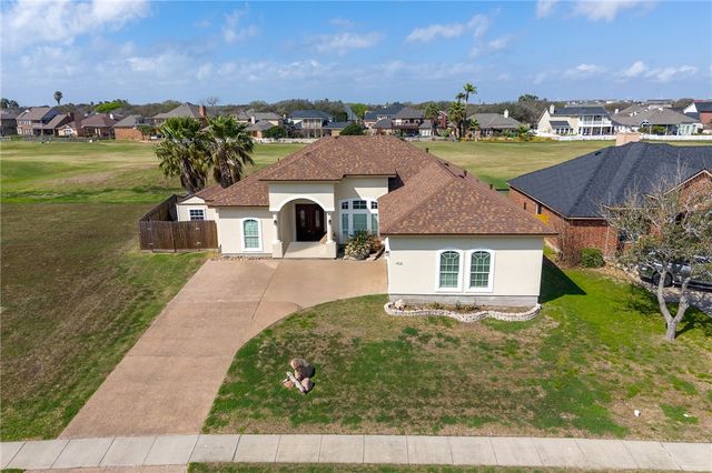 408 Pinehurst, Portland, TX 78374