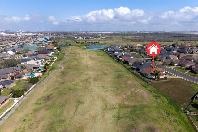 408 Pinehurst, Portland, TX 78374