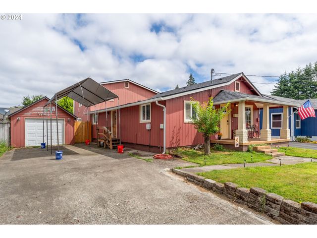 803 ELIZABETH St, Kelso, WA 98626