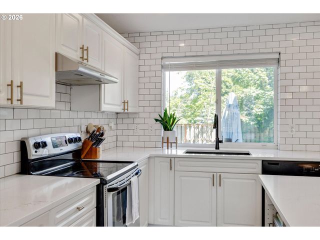 5 Se 48TH Ter, Gresham, OR 97080