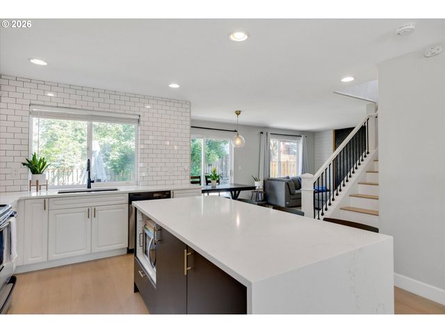 5 Se 48TH Ter, Gresham, OR 97080