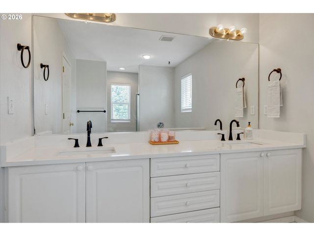 5 Se 48TH Ter, Gresham, OR 97080