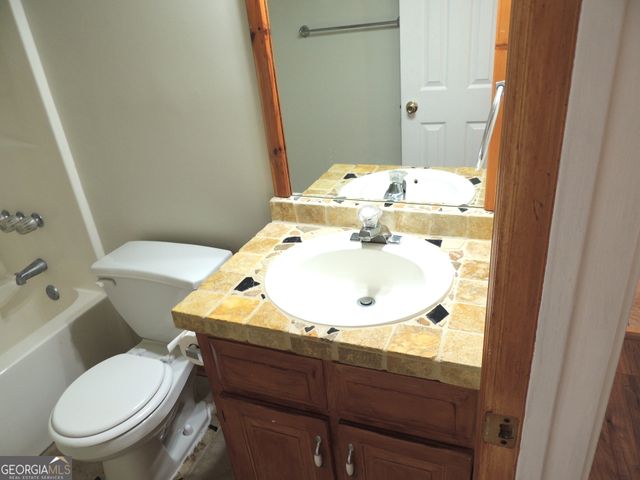 10 Brandon Drive, Covington, GA 30016