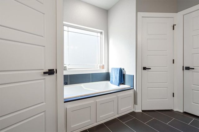 8 Leyland Drive, Bella Vista, AR 72714