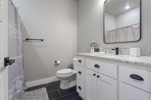 8 Leyland Drive, Bella Vista, AR 72714