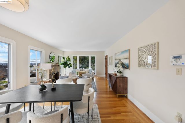 6100 Majestic Ave, Oakland, CA 94605