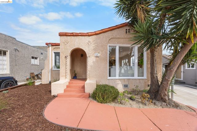 6100 Majestic Ave, Oakland, CA 94605