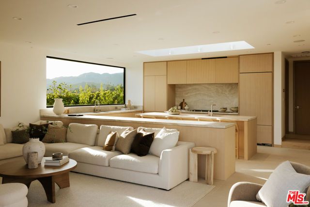 854 Glenmere Way, Los Angeles, CA 90049