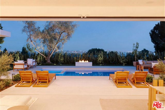 854 Glenmere Way, Los Angeles, CA 90049