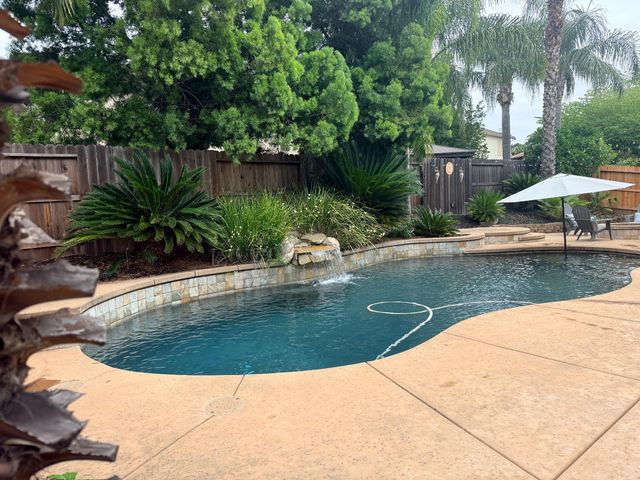 1513 Diamond Woods Cir, Roseville, CA 95747