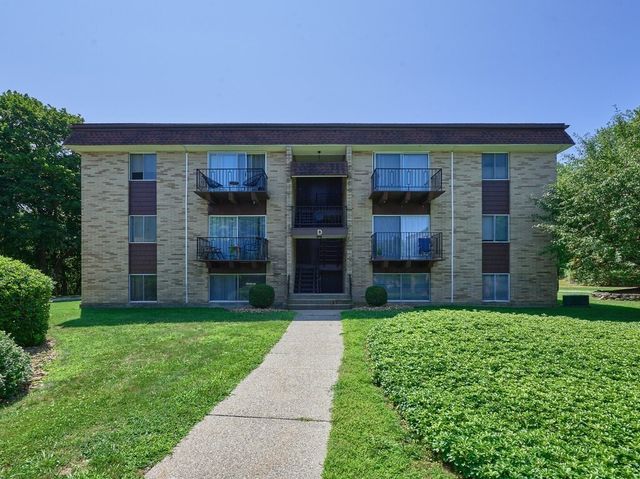 121 Bailey Road D31, Worcester, MA 01602
