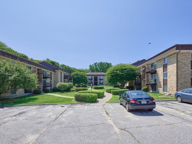 121 Bailey Road D31, Worcester, MA 01602