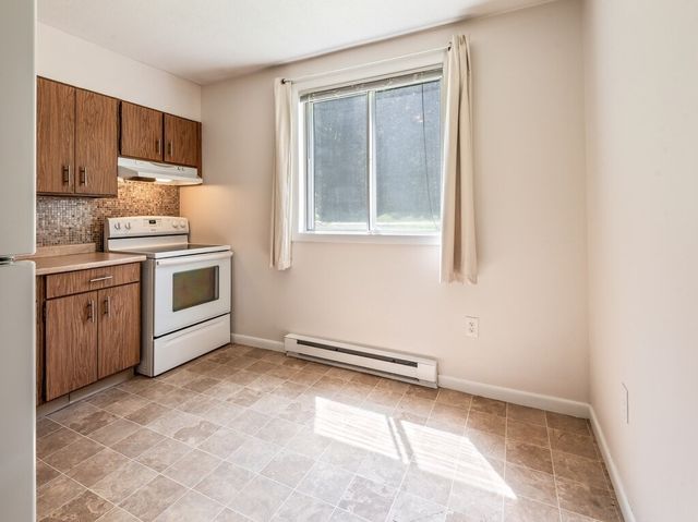 121 Bailey Road D31, Worcester, MA 01602