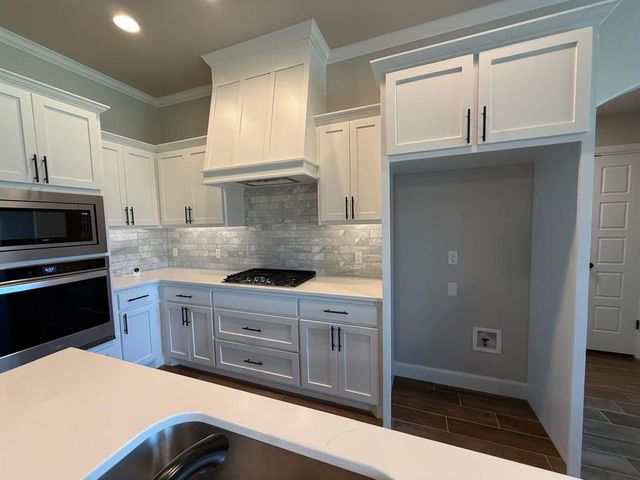 9212 SW 44th Terrace, Oklahoma City, OK 73179