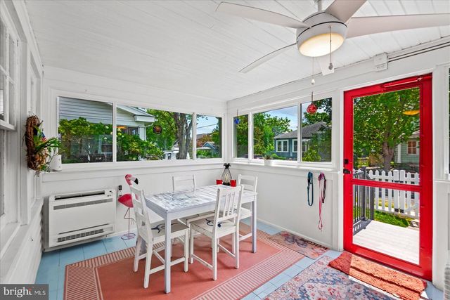 31 VIRGINIA AVE, Colonial Beach, VA 22443