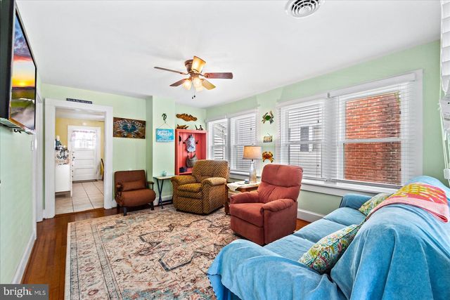 31 VIRGINIA AVE, Colonial Beach, VA 22443