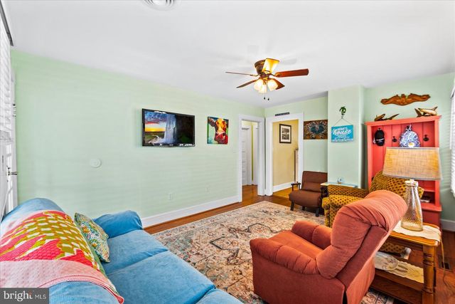 31 VIRGINIA AVE, Colonial Beach, VA 22443