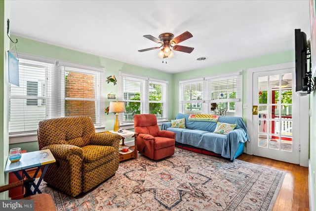 31 VIRGINIA AVE, Colonial Beach, VA 22443