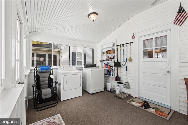 31 VIRGINIA AVE, Colonial Beach, VA 22443