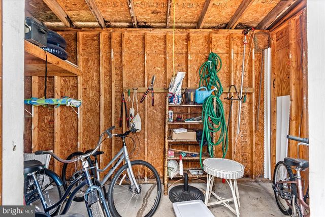 31 VIRGINIA AVE, Colonial Beach, VA 22443