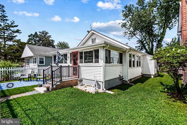 31 VIRGINIA AVE, Colonial Beach, VA 22443