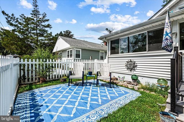 31 VIRGINIA AVE, Colonial Beach, VA 22443