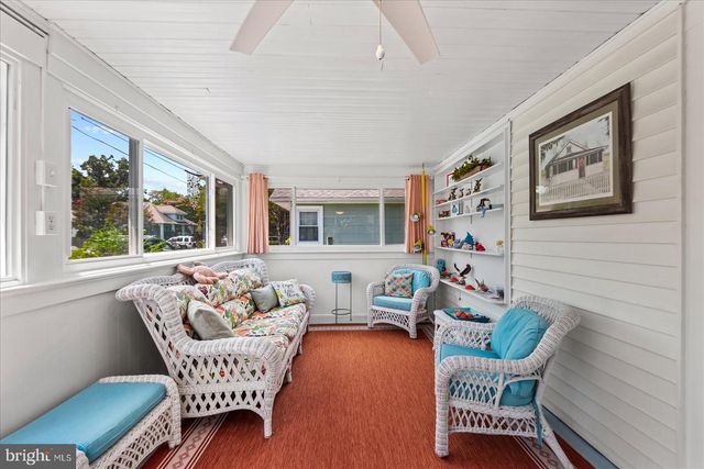 31 VIRGINIA AVE, Colonial Beach, VA 22443
