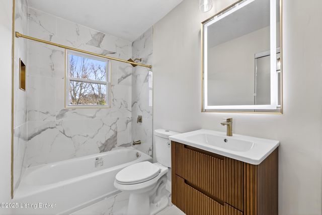 1217 Afterglow Ct, Louisville, KY 40214