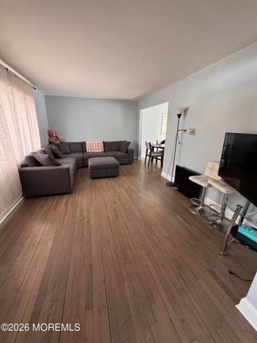 422 W Lake Avenue, Oakhurst, NJ 07755