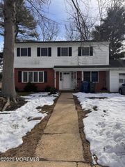 422 W Lake Avenue, Oakhurst, NJ 07755