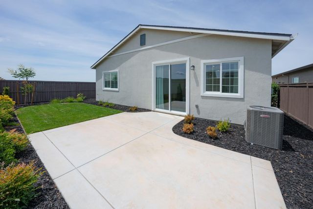 7256 Covell Beach Ln, Stockton, CA 95219