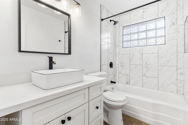 3343 N 6TH Avenue, Phoenix, AZ 85013