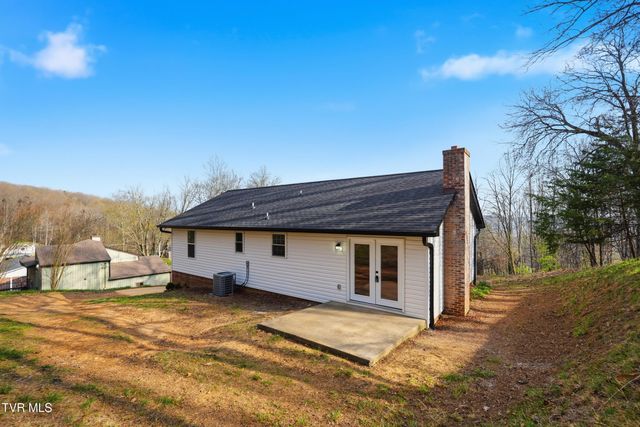 3740 Thorngrove Drive, Kingsport, TN 37660