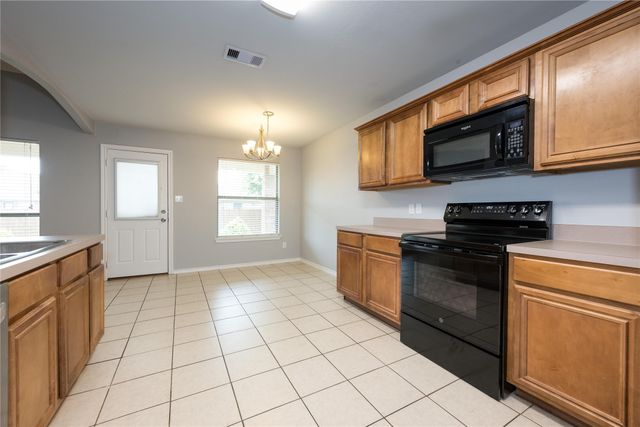 329 Valley Drive, Aubrey, TX 76227