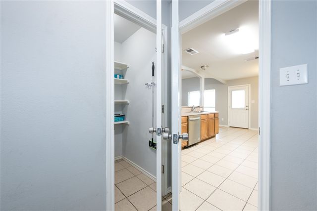 329 Valley Drive, Aubrey, TX 76227