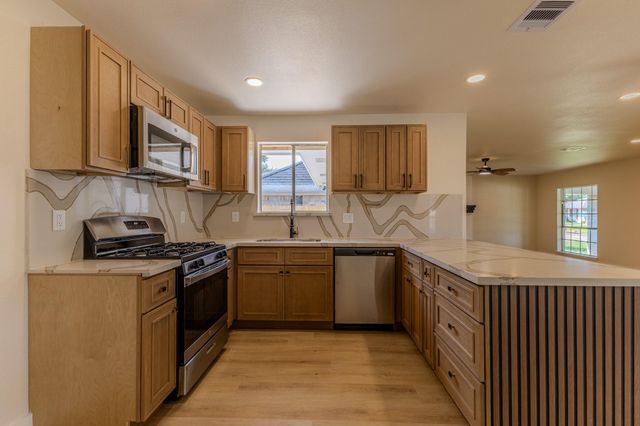 1907 Bunzel Street, Houston, TX 77088