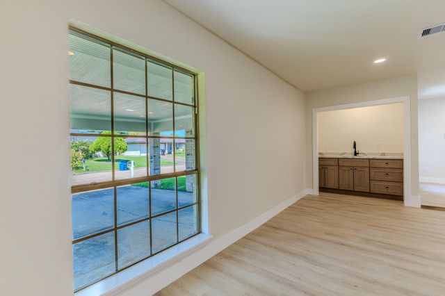 1907 Bunzel Street, Houston, TX 77088