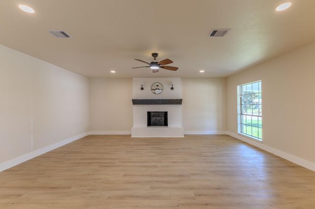 1907 Bunzel Street, Houston, TX 77088