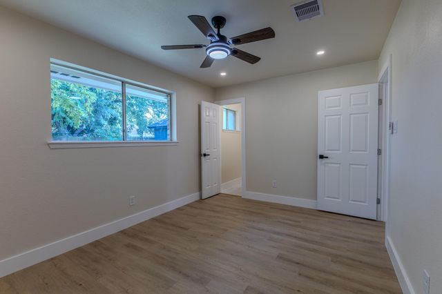 1907 Bunzel Street, Houston, TX 77088