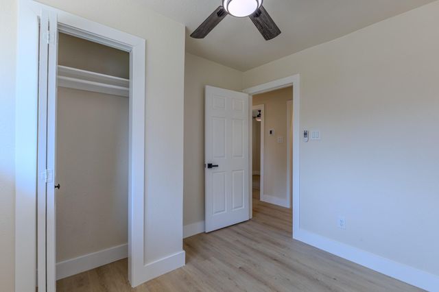 1907 Bunzel Street, Houston, TX 77088