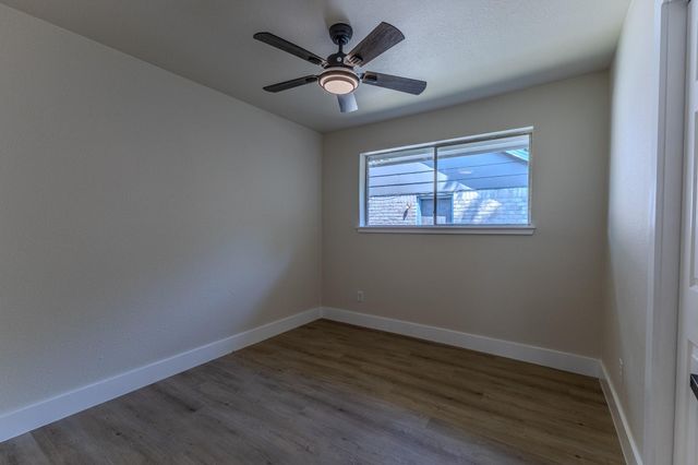 1907 Bunzel Street, Houston, TX 77088