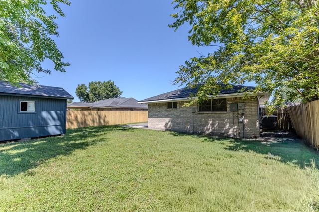 1907 Bunzel Street, Houston, TX 77088