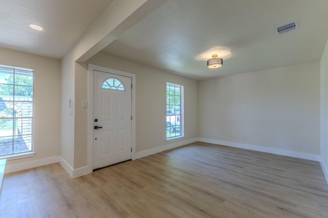 1907 Bunzel Street, Houston, TX 77088