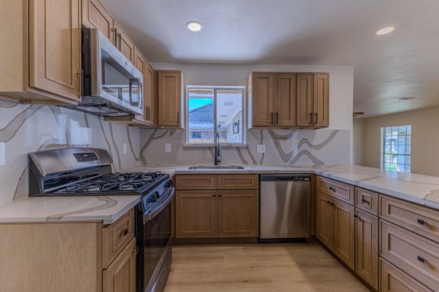 1907 Bunzel Street, Houston, TX 77088