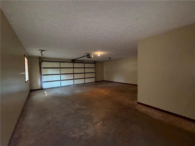 4069 Shady NW Drive, Lilburn, GA 30047